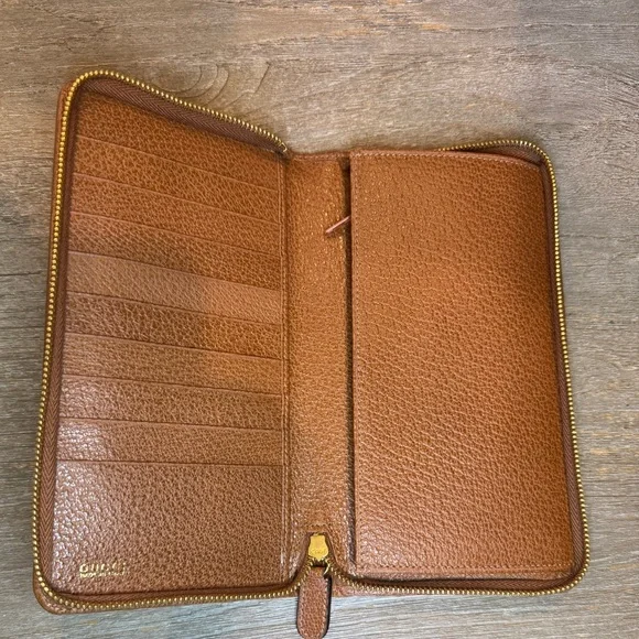 Gucci Soho Zipy Long Wallet - Picture 4 of 9